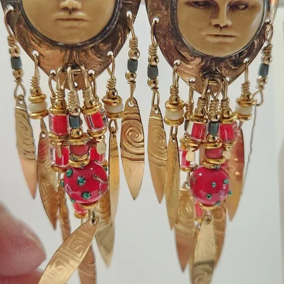 Vintage Rare Tabra "Celestial Moon Face" Dangle Gold Tone Earrings Glass Beads - Picture 4 of 7